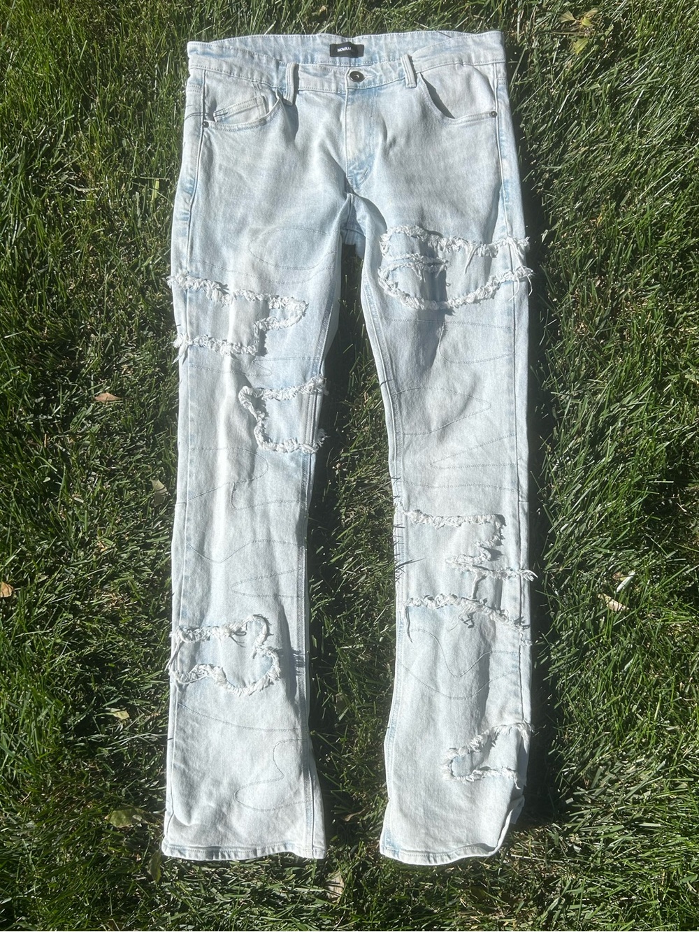Fashion Nova Men’s Light Wash Distressed Skinny Jeans